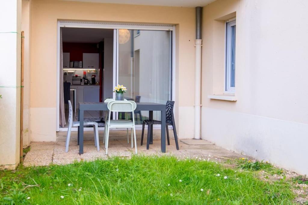 L'Escale Apartment Angers Exterior photo